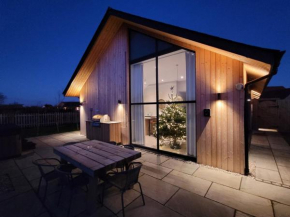 Marsh Marigold Cottage, Ashlin Farm Barns